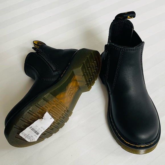 Dr. Martens Kids Ankle Boots - Picture 5 of 6